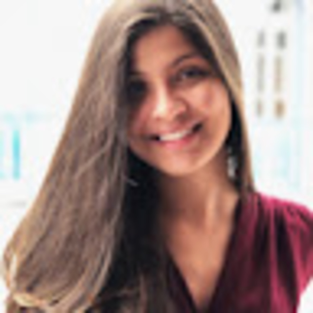 Meet your Posher, Maria